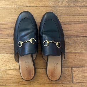 Gucci black classic leather slides, good condition, size 35 1/2